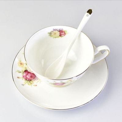 Big Flower 10OZ 220cc Ceramic Cup And Saucer Set With Golden Lace