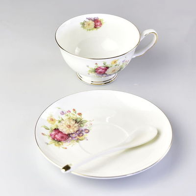 Big Flower 10OZ 220cc Ceramic Cup And Saucer Set With Golden Lace
