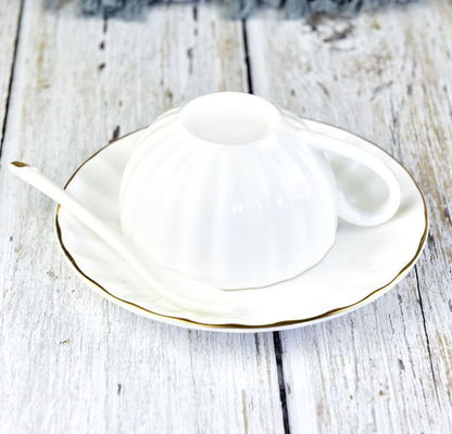 Bone China White Ceramic Tea Cup And Saucer FDA With Gold Rim