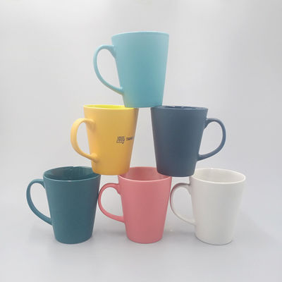China New Bone Wholesale Standard Ceramic/Porcelain White Coffee With Logo Custom