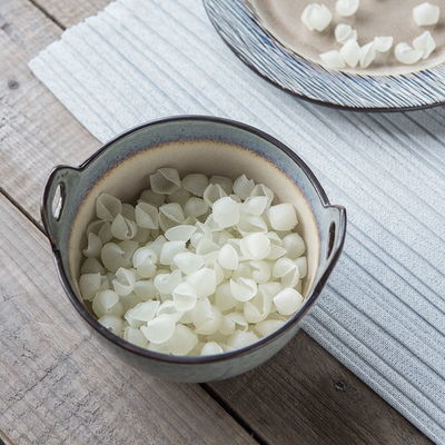 Biauricular Ice Crackle Glaze Ceramic Bowl 5.5 Inches for Restaurant